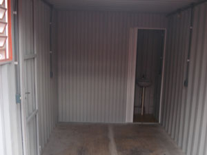 CONTAINER C/ SANIT&Aacute;RIO